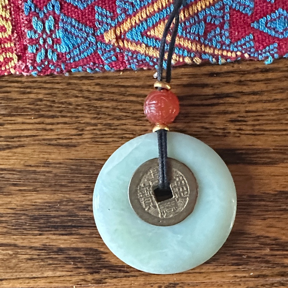 Pendant necklace
